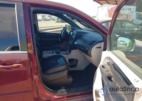 2017 Dodge Grand Caravan Sxt z USA, uszkodzony, nr VIN 2C4RDGCG5HR604464